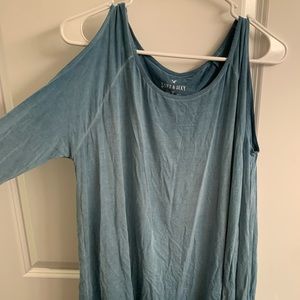 Cold Shoulder Long Sleeve Tee